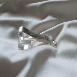 Diana ring