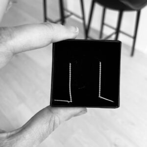 Stina Earchain